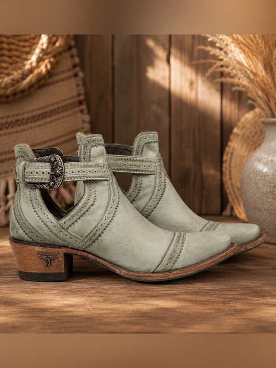 Lane boots Shoes - Lane Cahoots Western Booties Size 7.5 Light Teal Blue Leather Cutout Snip Toe